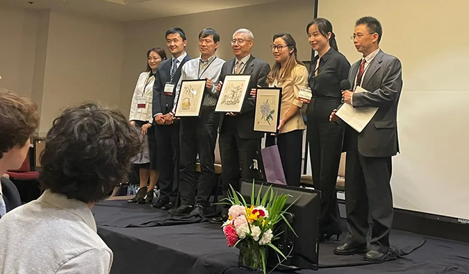 美中专家跨界探AI：优化手艺应用&加持生物医药立异